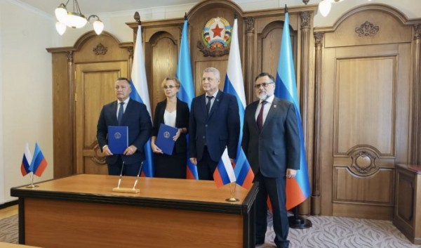 Иркутская область взяла шефство над луганским городом Кировском                            