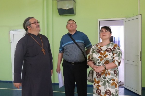 
				В Иркутском районе стартовал капитальный ремонт трех школ и трех спортзалов			