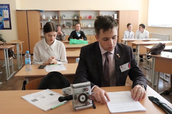 
				В IV районной научно-практической конференции &laquo;Шаг в будущее&raquo; приняли участие 115 школьников			