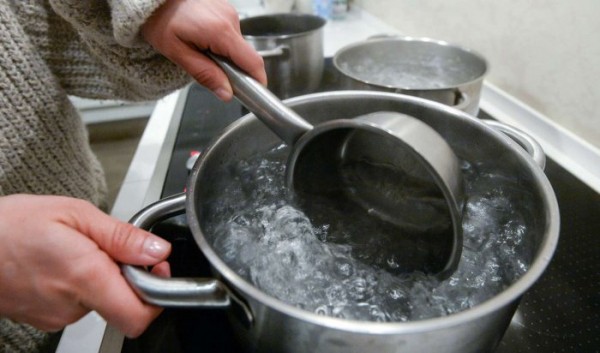 В трех районах Иркутска отключат горячую воду                            