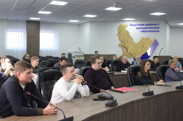 
				Мэр Леонид Фролов предупредил подрядчиков о недопустимости срыва сроков работ по контрактам			