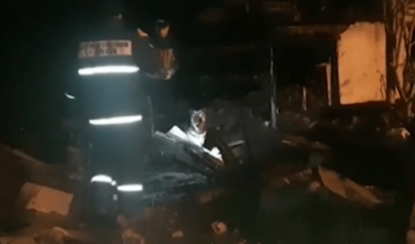 Под завалами на&nbsp;месте крушения СУ-30 в&nbsp;Иркутске нашли собаку                            