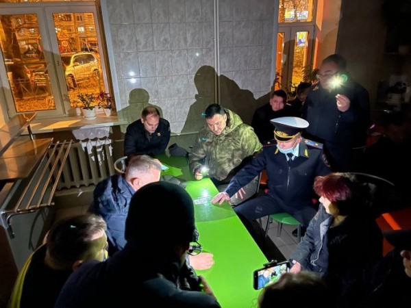 В Иркутске в Ново-Ленино упал самолет на жилой дом (Видео)                            