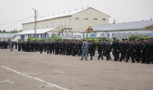 Бывшего начальника ангарской колонии будут судить за взятку в 1 млн рублей                            