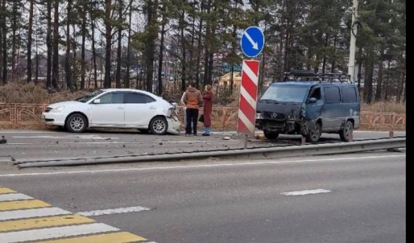 В Иркутске из-за аварии на Луговом образовалась пробка                            