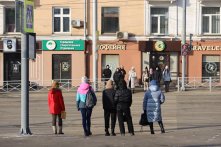 Как теперь выглядит транспортное и пешеходное движение в районе Бабра в Иркутске (Фоторепортаж)                            