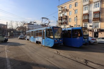 Как теперь выглядит транспортное и пешеходное движение в районе Бабра в Иркутске (Фоторепортаж)                            