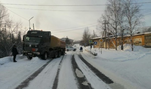 В&nbsp;Бодайбо ребенок погиб под колесами грузовика (Видео)                            