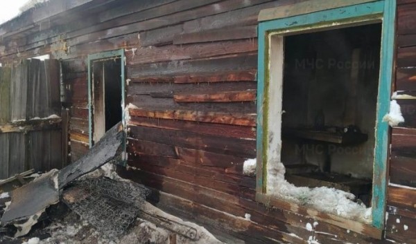 Два ребенка погибли в&nbsp;пожаре в&nbsp;Заларинском районе                            