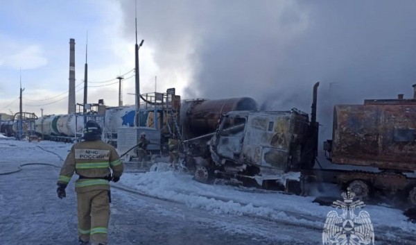 В&nbsp;Ангарске в&nbsp;промышленном массиве произошел пожар                            