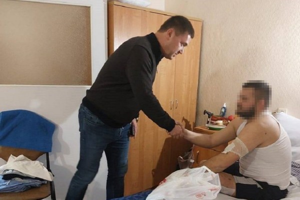 
                Сенатор Совета Федерации РФ Андрей Чернышев посетил бойцов в военном госпитале Иркутска
                
            