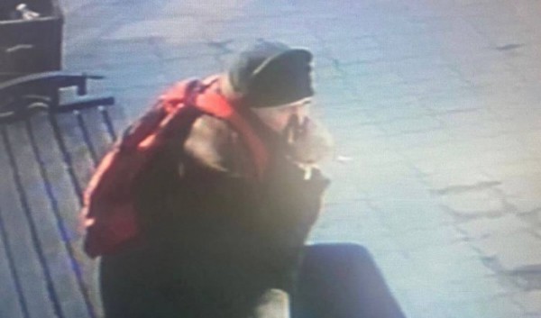 В&nbsp;Иркутске полицейские разыскивают мужчину, напавшего на&nbsp;отделение микрофинансовой организации                            