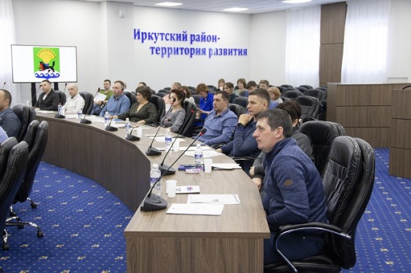 
				В Иркутском районе состоялся первый форум отцов			