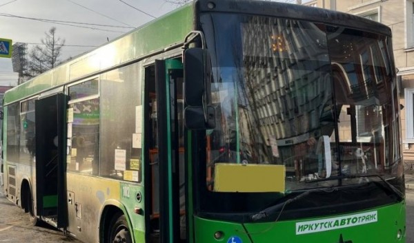 На четыре дня ограничат движение общественного транспорта по улице Баррикад в Иркутске На четыре дня ограничат движение общественного транспорта по улице Баррикад в Иркутске