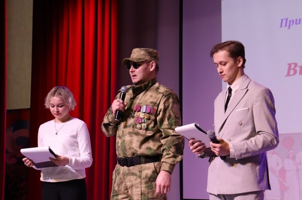 
				Оёкская школа победила на фестивале инсценированной патриотической песни &laquo;Виват, Россия молодая!&raquo;			