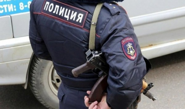 В&nbsp;Иркутской области несколько мужчин напали на&nbsp;полицейского (Видео)                            