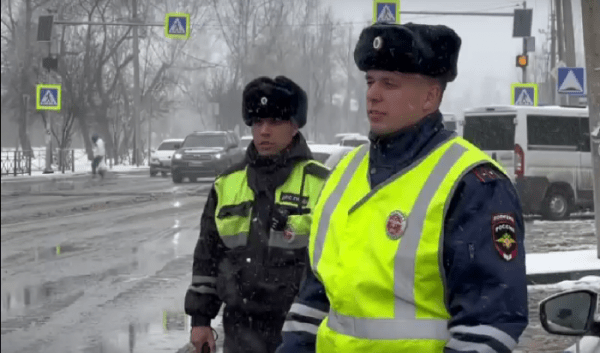 В&nbsp;Иркутске инспекторы ГИБДД проводят рейды вблизи пешеходных переходов (Видео)                            