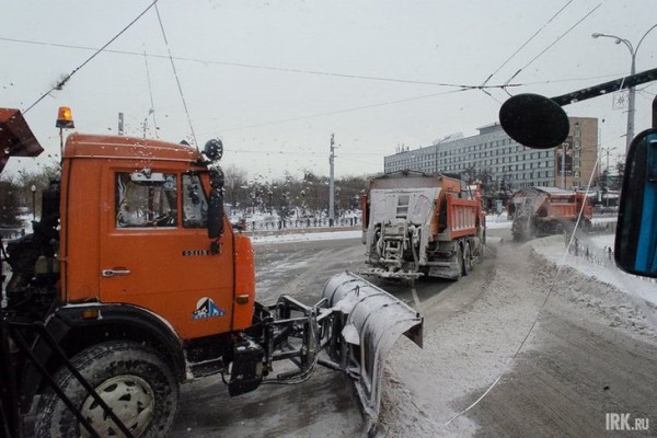 В Иркутске ввели режим повышенной готовности из-за снегопада
В Иркутске ввели режим повышенной готовности из-за снегопада