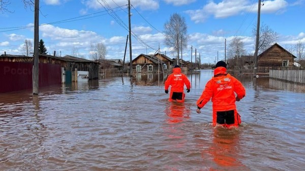 В населенных пунктах на севере Иркутской области подтопило 141 жилой дом