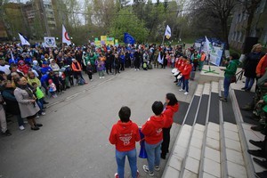 3400 саженцев высадили в Иркутске во время акции «Посади дерево — подари планете жизнь»
3400 саженцев высадили в Иркутске во время акции «Посади дерево — подари планете жизнь»