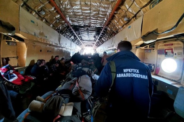 
                Иркутские пожарные-десантники помогут тушить лесные пожары в Магаданской области
                
            