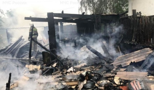 Два человека погибли на&nbsp;пожаре в&nbsp;Тайшете                            