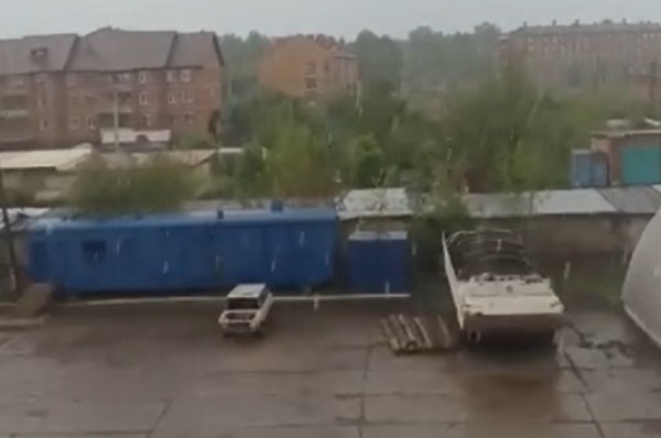 
                Утром 3 июня в Тайшете выпал мокрый снег
                
            