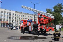 Пожарно-спасательные гарнизоны Иркутской области получили 34 новых автомобиля (Фоторепортаж) Пожарно-спасательные гарнизоны Иркутской области получили 34 новых автомобиля (Фоторепортаж)