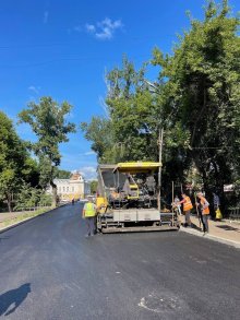 На&nbsp;улицах Трилиссера и&nbsp;Свердлова укладывают новое асфальтобетонное покрытие                            