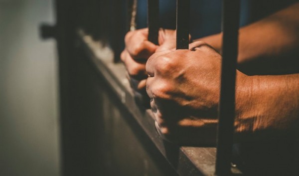 Ангарчанина приговорили к 10 годам лишения свободы за убийство друга Ангарчанина приговорили к 10 годам лишения свободы за убийство друга