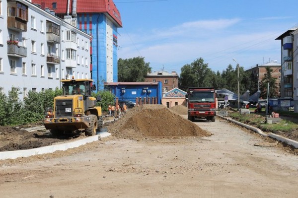 
                В Иркутске на территорию городка ИВАТУ открыли проезд через КПП-1
                
            