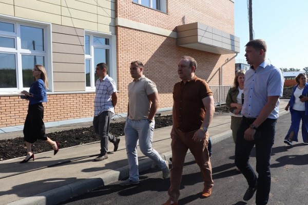 
			В Дзержинске завершается строительство школы на 352 учащихся		