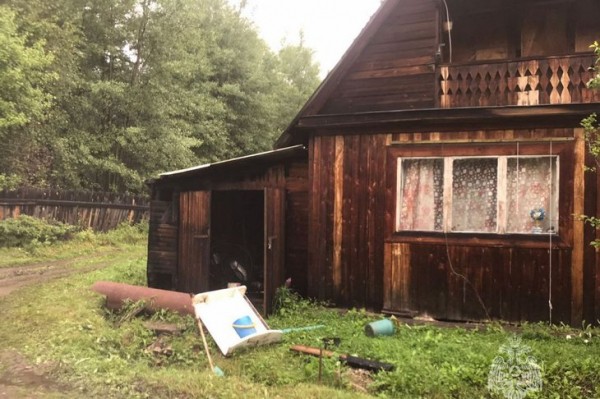 
                Два дома подожгли ночью 13 августа в садоводстве &laquo;Восход&raquo; в Иркутском районе
                
            