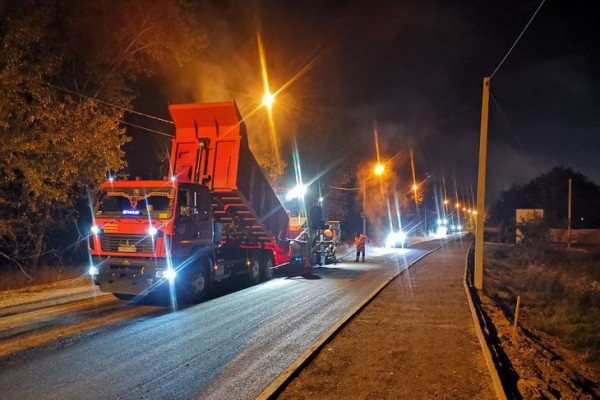 
                В Иркутске дорожники устроили нижний слой покрытия на улице Полярная
                
            