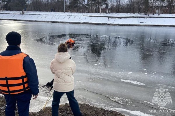 
                На острове Юность в Иркутске пройдет урок по спасению при провале под лед
                
            