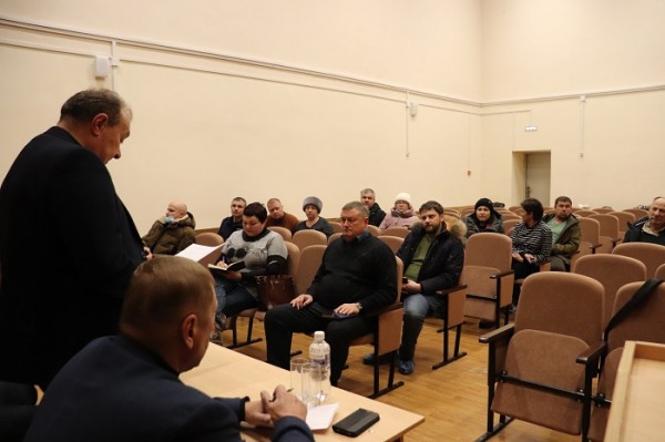 
			Состоялась встреча жителей Карлукского МО с энергетиками		