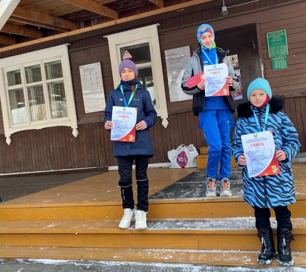 
			На открытии сезона по лыжным гонкам спортсмены Иркутского района показали отличный результат		
