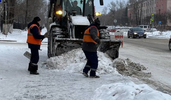 В&nbsp;Иркутске устраняют последствия снегопада                            