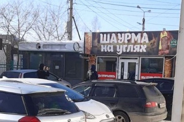 
                Иркутское кафе, где посетители отравились шаурмой, работало нелегально
                
            