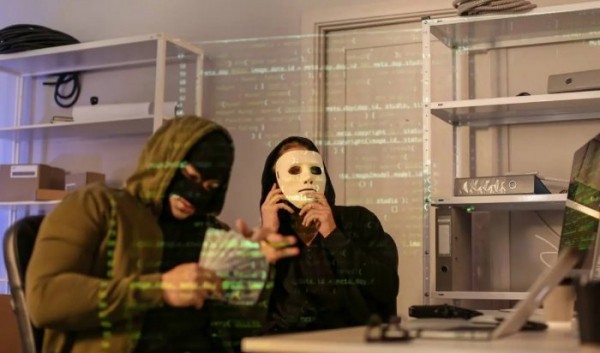 В&nbsp;Иркутске будут судить курьера телефонных мошенников                            