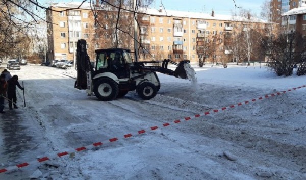 В&nbsp;Октябрьском районе от&nbsp;снега очистили около 340&nbsp;дворов                            
