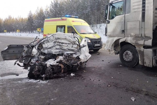 
                В Шелеховском районе погиб водитель Mitsubishi Libero, столкнувшись со встречной фурой
                
            