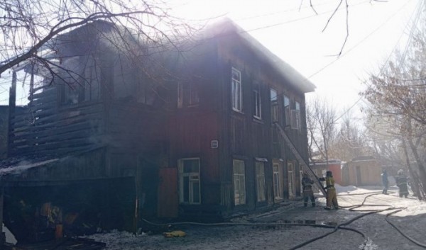 Пожар в&nbsp;деревянном доме в&nbsp;центре Иркутска потушен                            