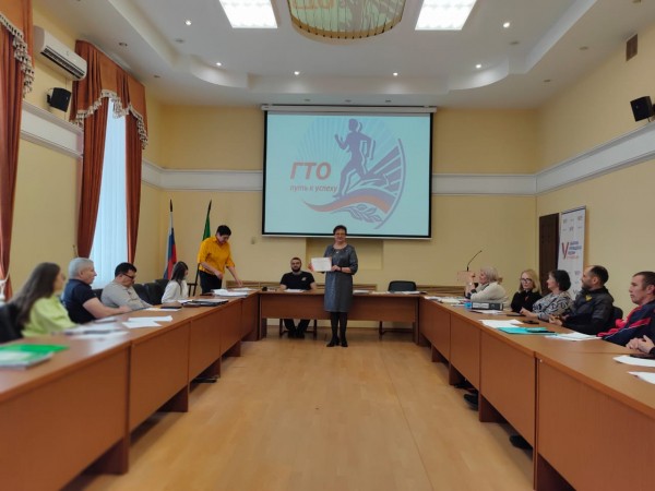 Тренеры награждены благодарственными письмами
Тренеры награждены благодарственными письмами