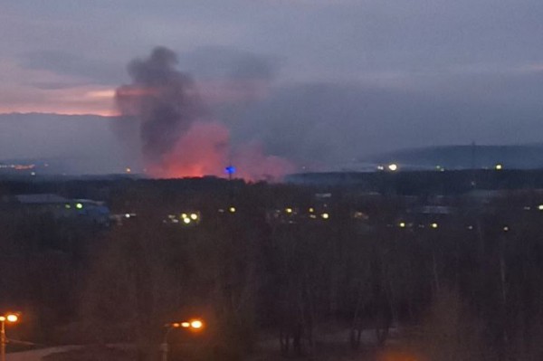 
                На станции Батарейная в Иркутске локализовали пожар, возникший из-за пала сухой травы
                
            