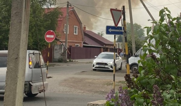 Три жилые дома горели в предместье Рабочее 26 мая Три жилые дома горели в предместье Рабочее 26 мая