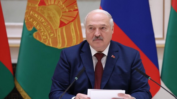 Губернатор Кобзев: в Иркутскую область прибыл президент Белоруссии Лукашенко Губернатор Кобзев: в Иркутскую область прибыл президент Белоруссии Лукашенко