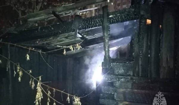 Брусовой дом полностью сгорел в&nbsp;селе Ново-Ленино                            