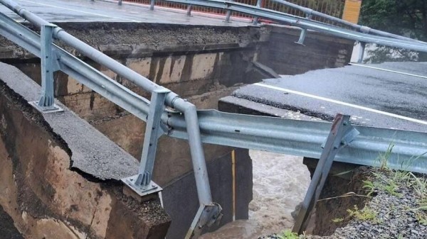 В Бурятии начались восстановительные работы на месте размыва подъезда к мосту