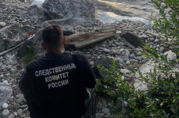 
                Мужчину убило током на берегу Байкала в поселке Танхой
                
            